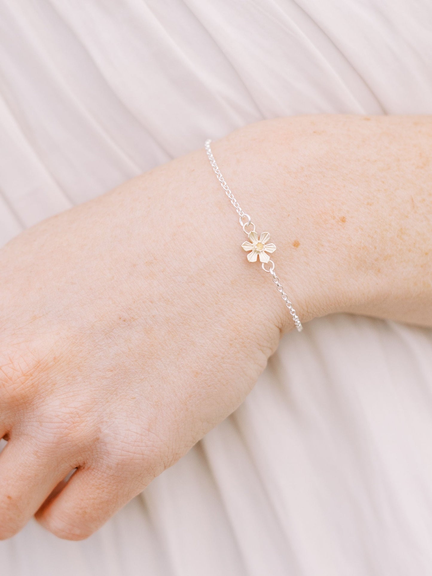 Daffodil - Bracelet - Mixed Metal