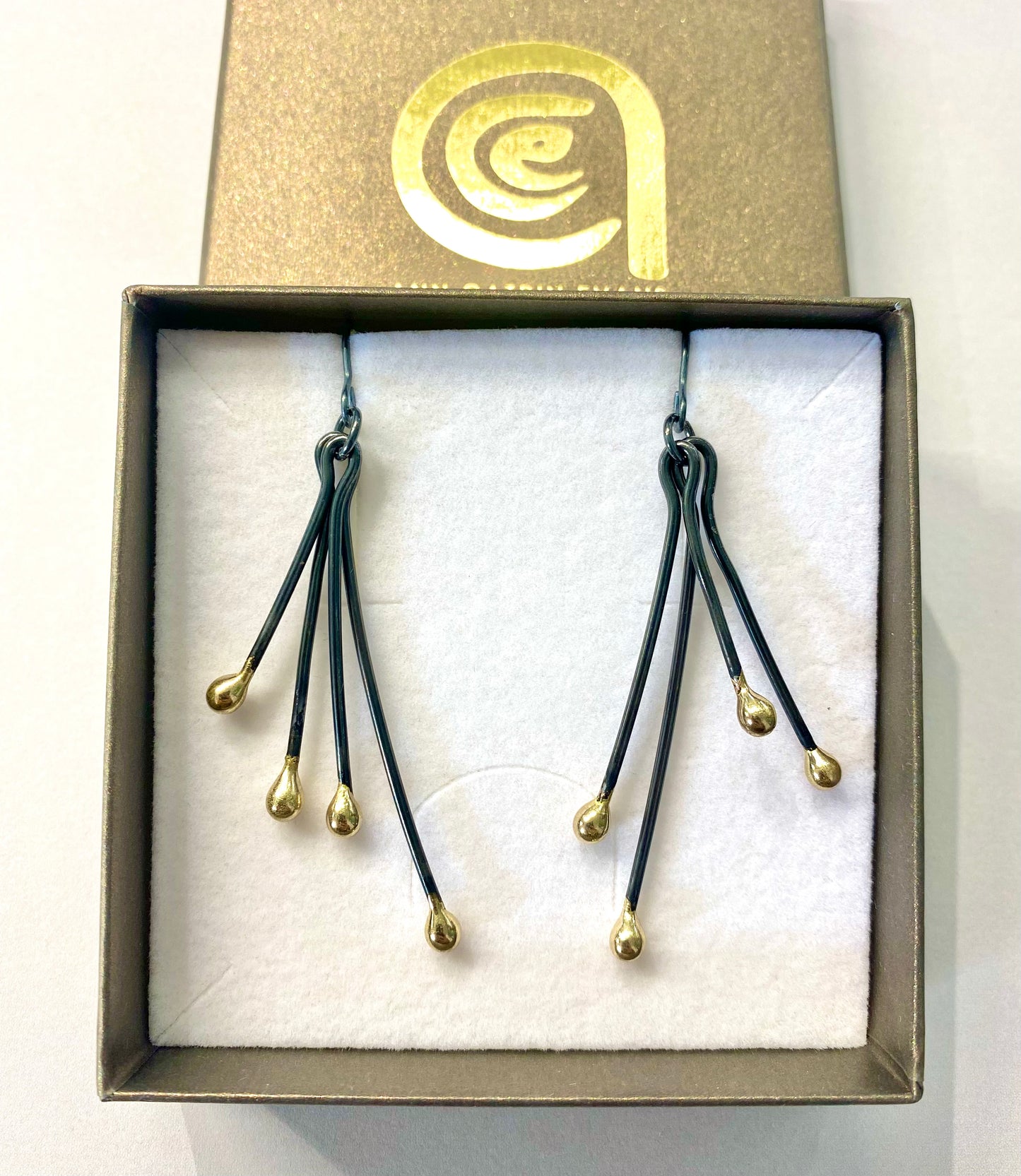 ‘Gwlith' drop Earrings