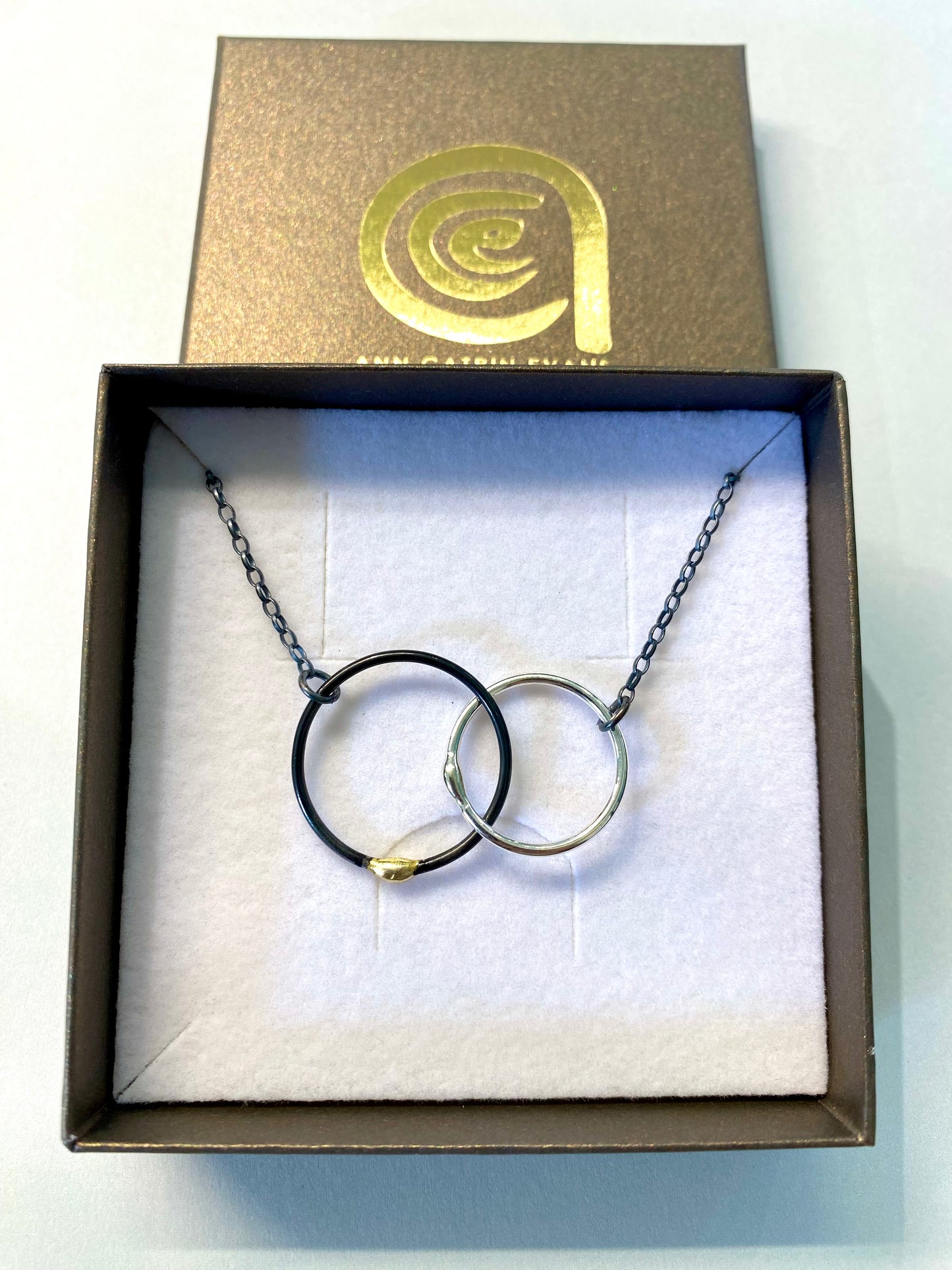 ‘Gwlith' Couple Pendant