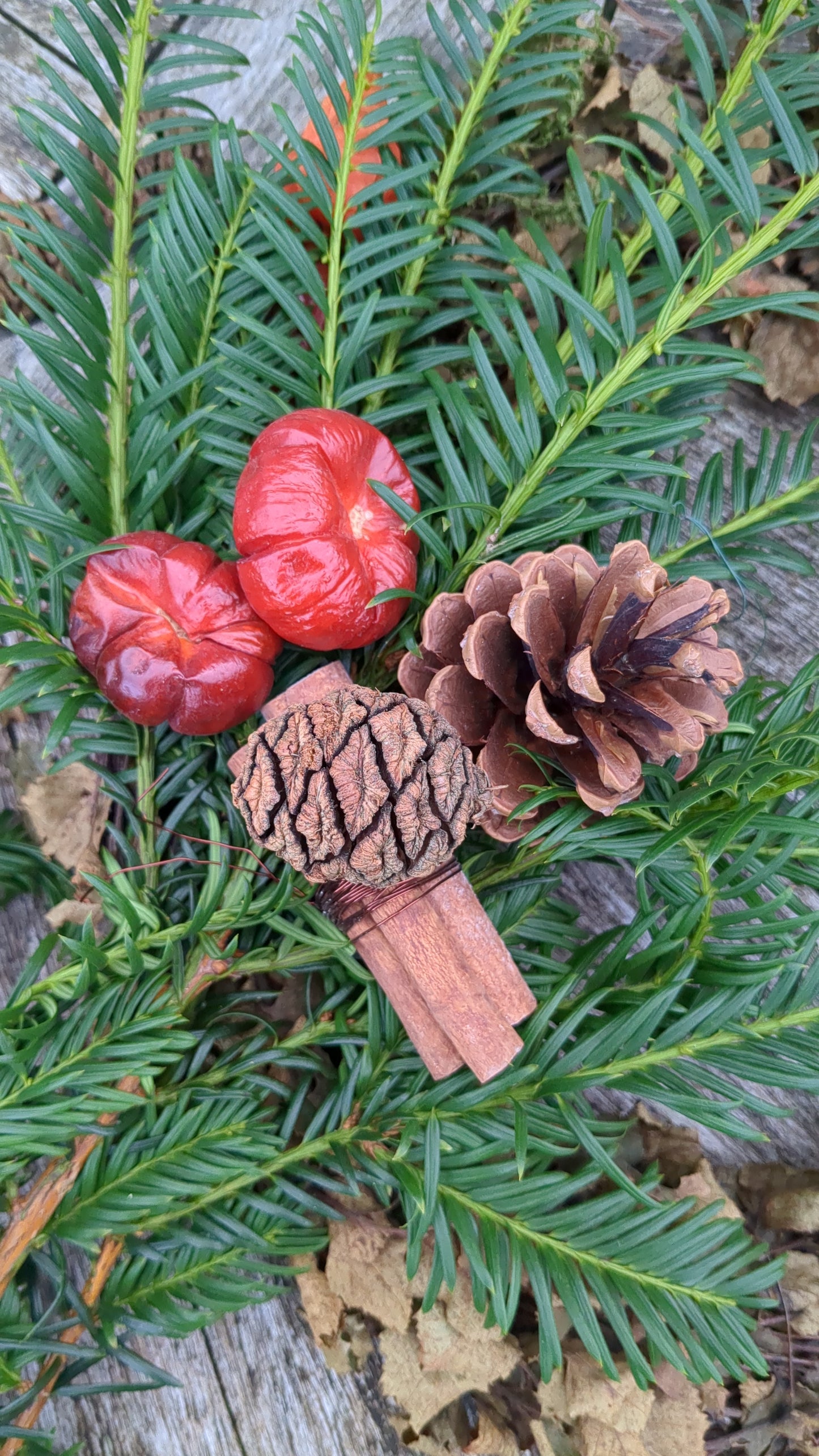 Luxury Christmas Wreath Making 5/12/2026