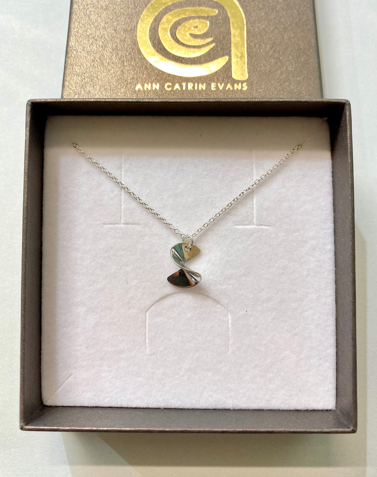 Arianrhod (Twist) Necklace