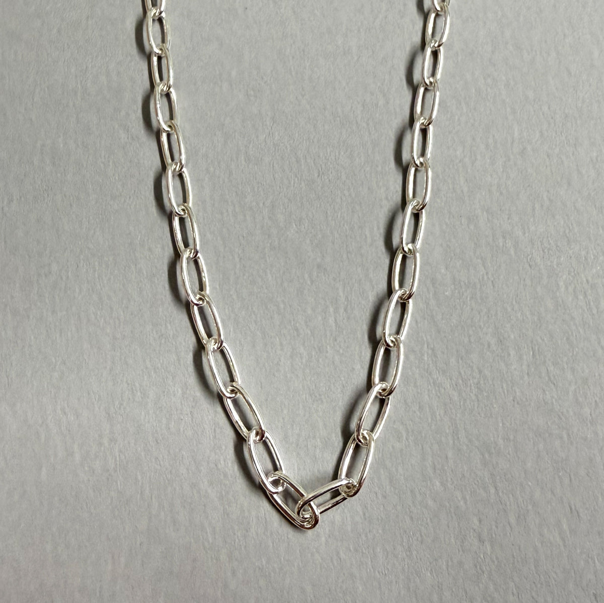 Annwn elegant small paperclip chain