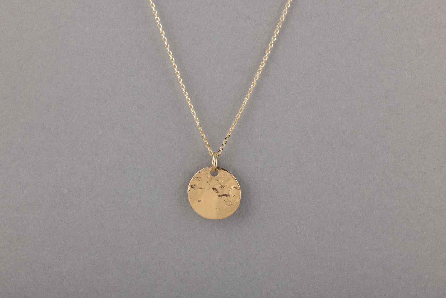 Lloer 9ct Gold Pendant