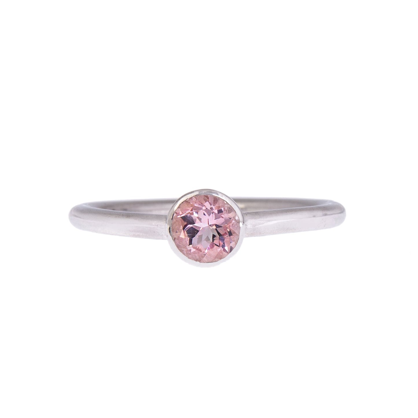 Platinwm gyda Chylch Nestle Morganite