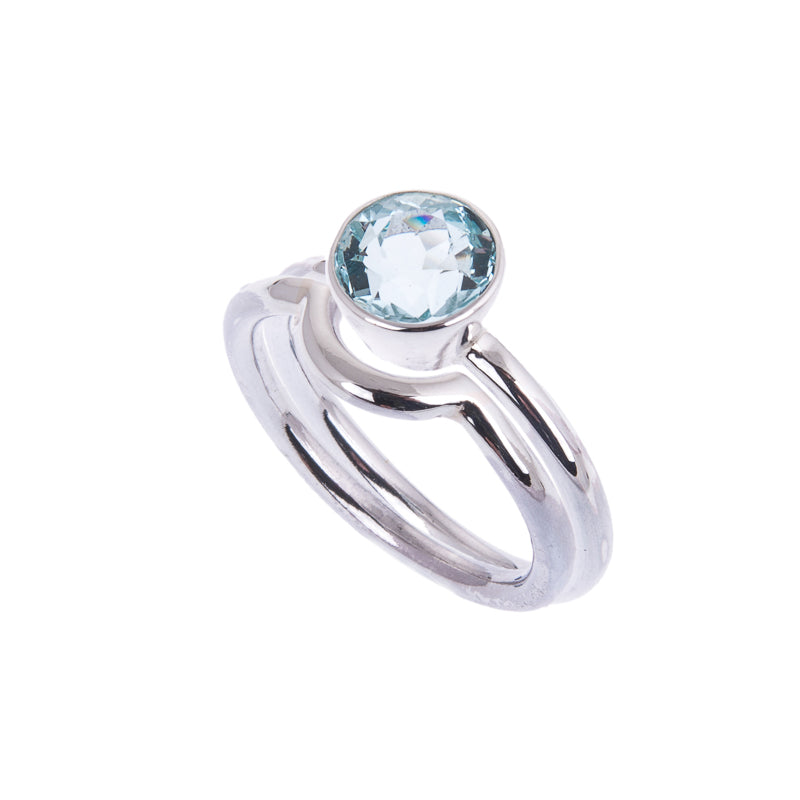 Platinum Nestling Wedding Ring