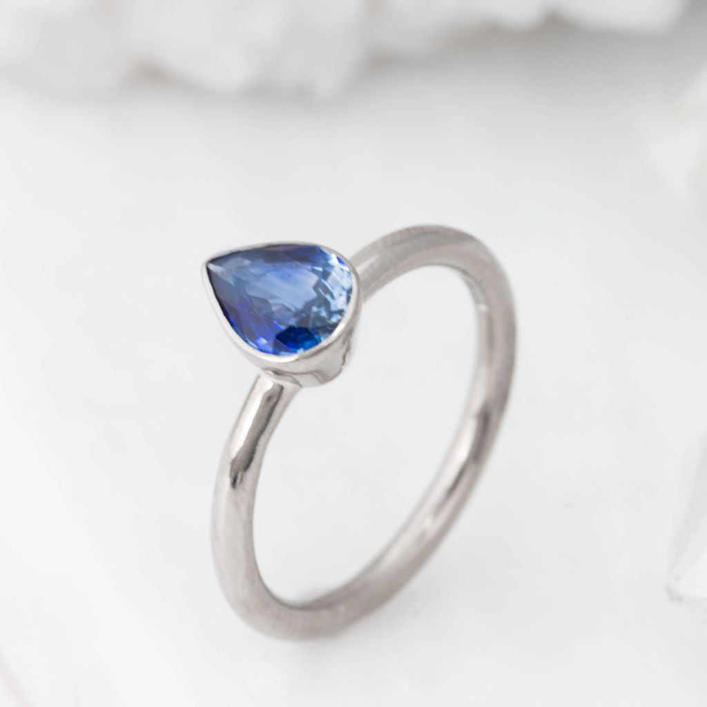 Silver and Pear Sapphire Nestle Ring