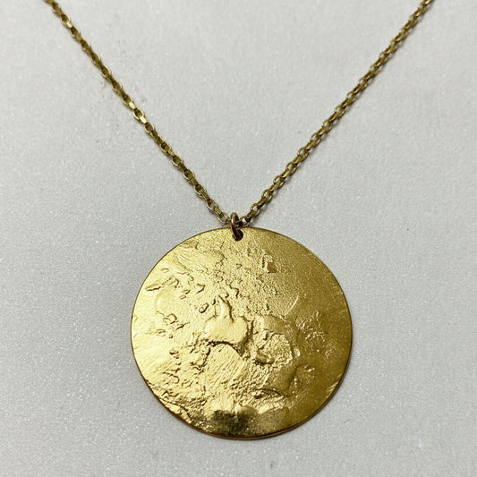 Lloer 9ct Gold Pendant