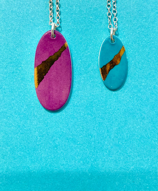 Oval Necklace with 24ct Gold Detailing