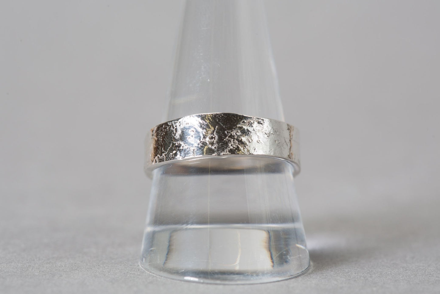 Chunky ‘Amrwd' Silver Ring