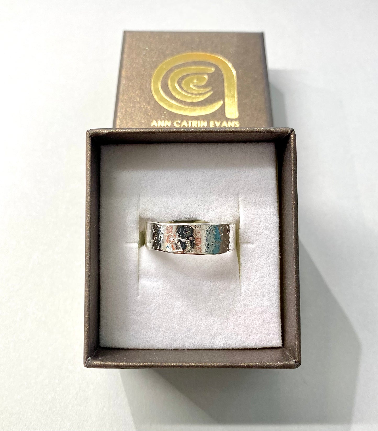 Chunky ‘Amrwd' Silver Ring