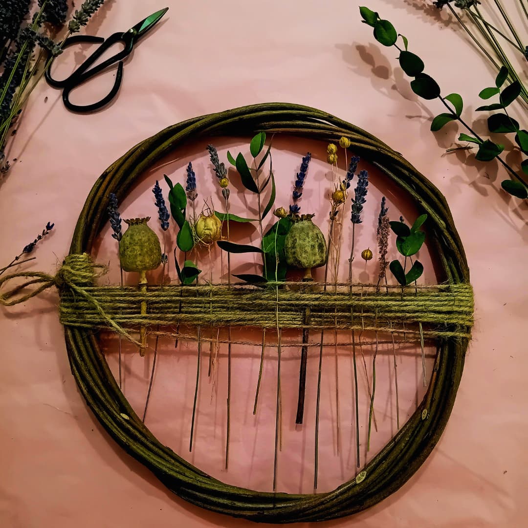 Autumn Dried Flower Hoop - 19/9/2026