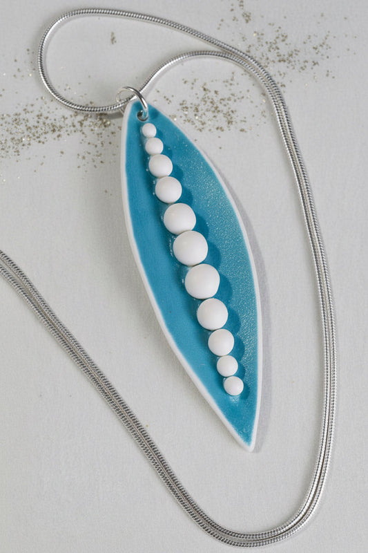 Pea Pod Necklace